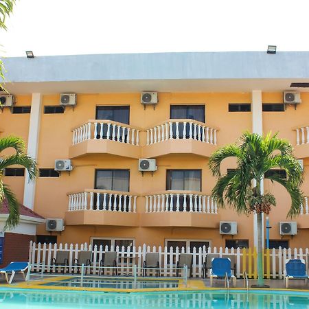 Hotel Partenon Beach La Ceiba Exterior photo