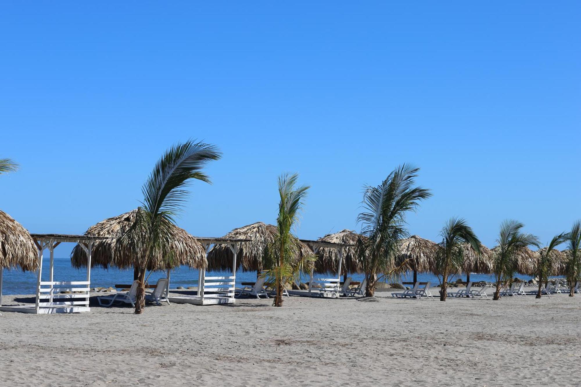 Hotel Partenon Beach La Ceiba Exterior photo