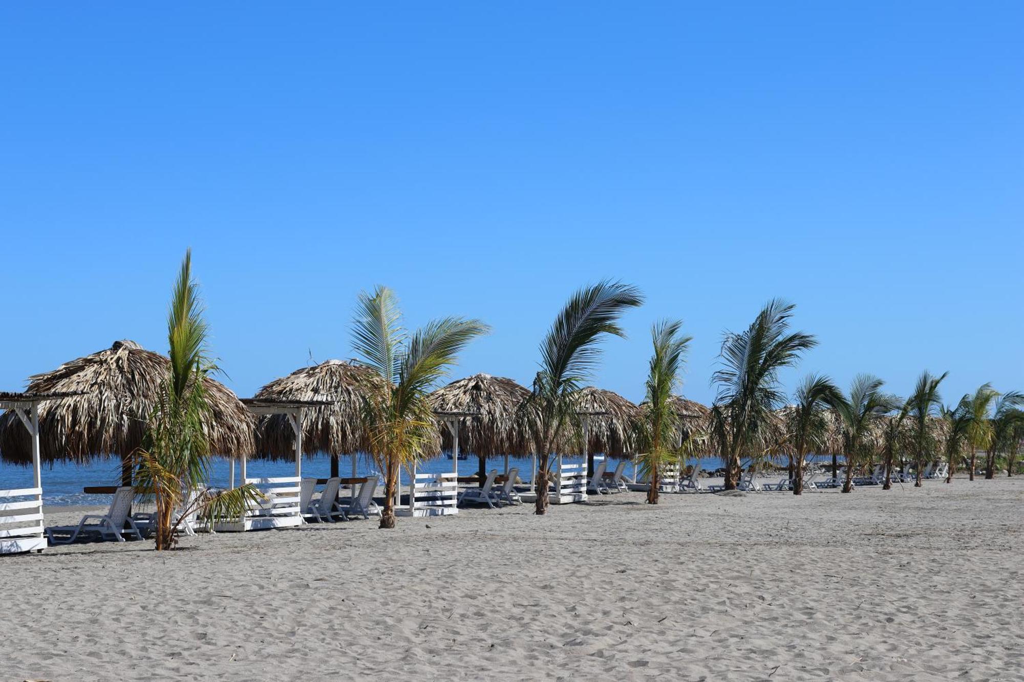 Hotel Partenon Beach La Ceiba Exterior photo