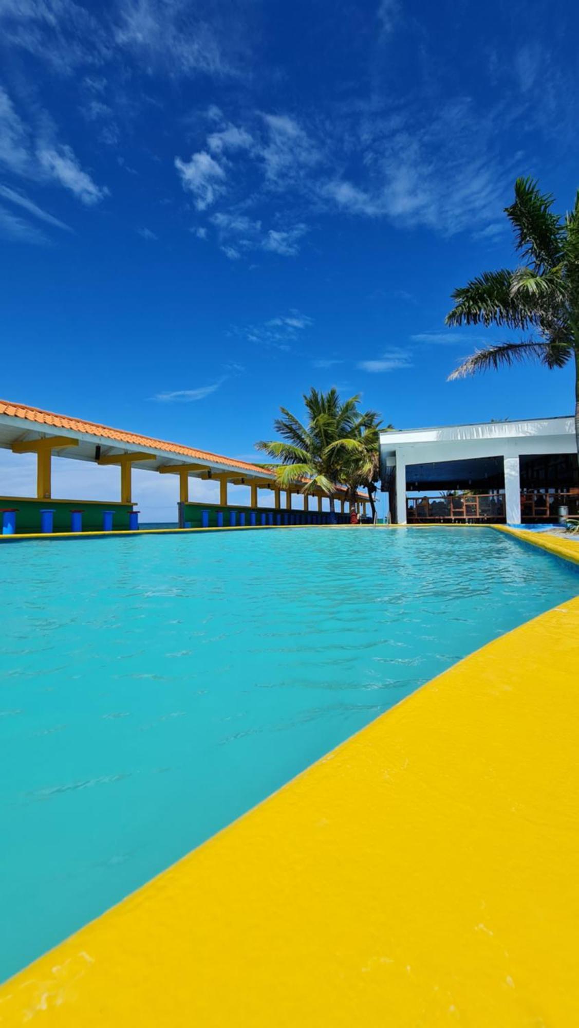 Hotel Partenon Beach La Ceiba Exterior photo