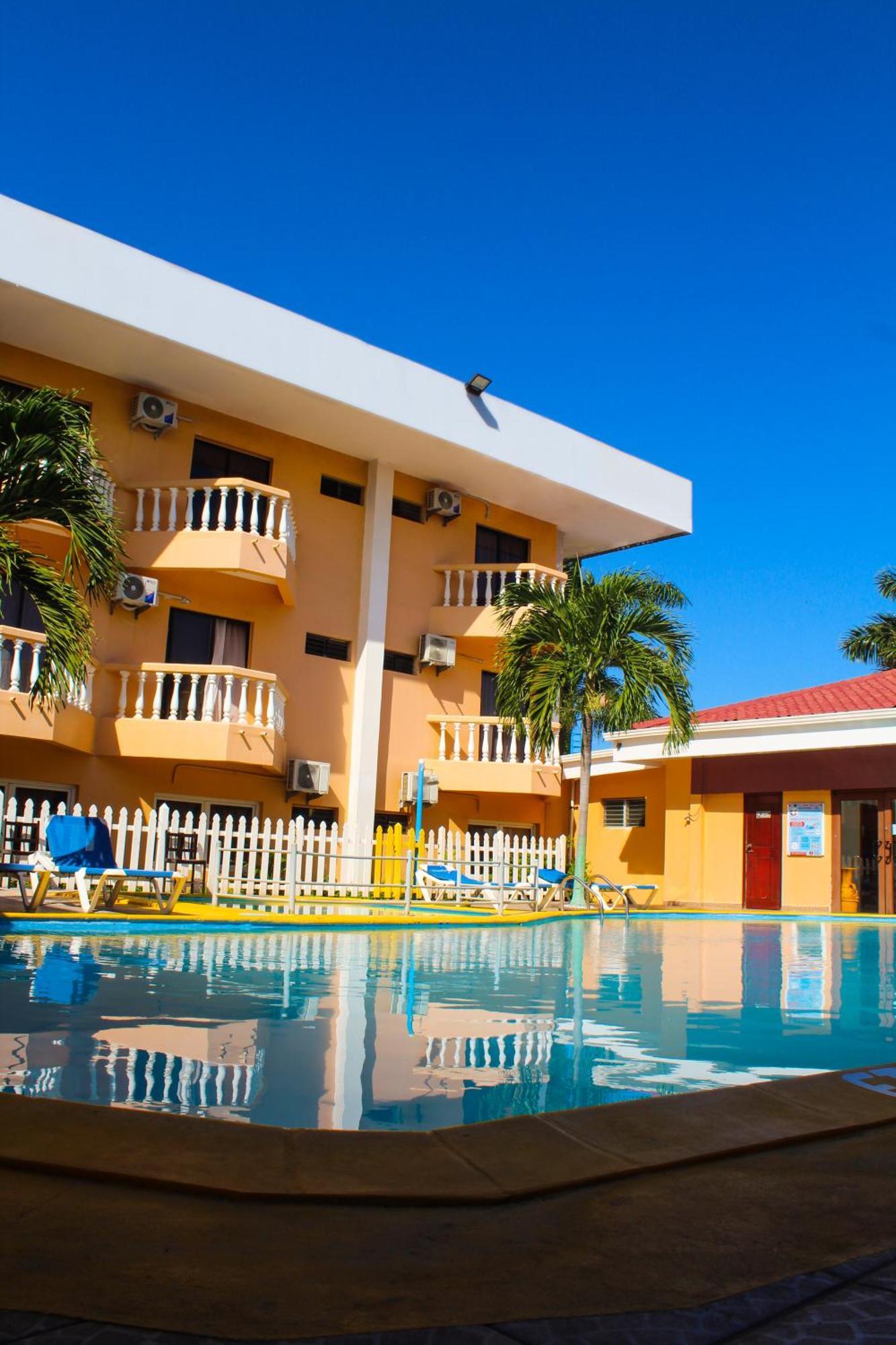 Hotel Partenon Beach La Ceiba Exterior photo