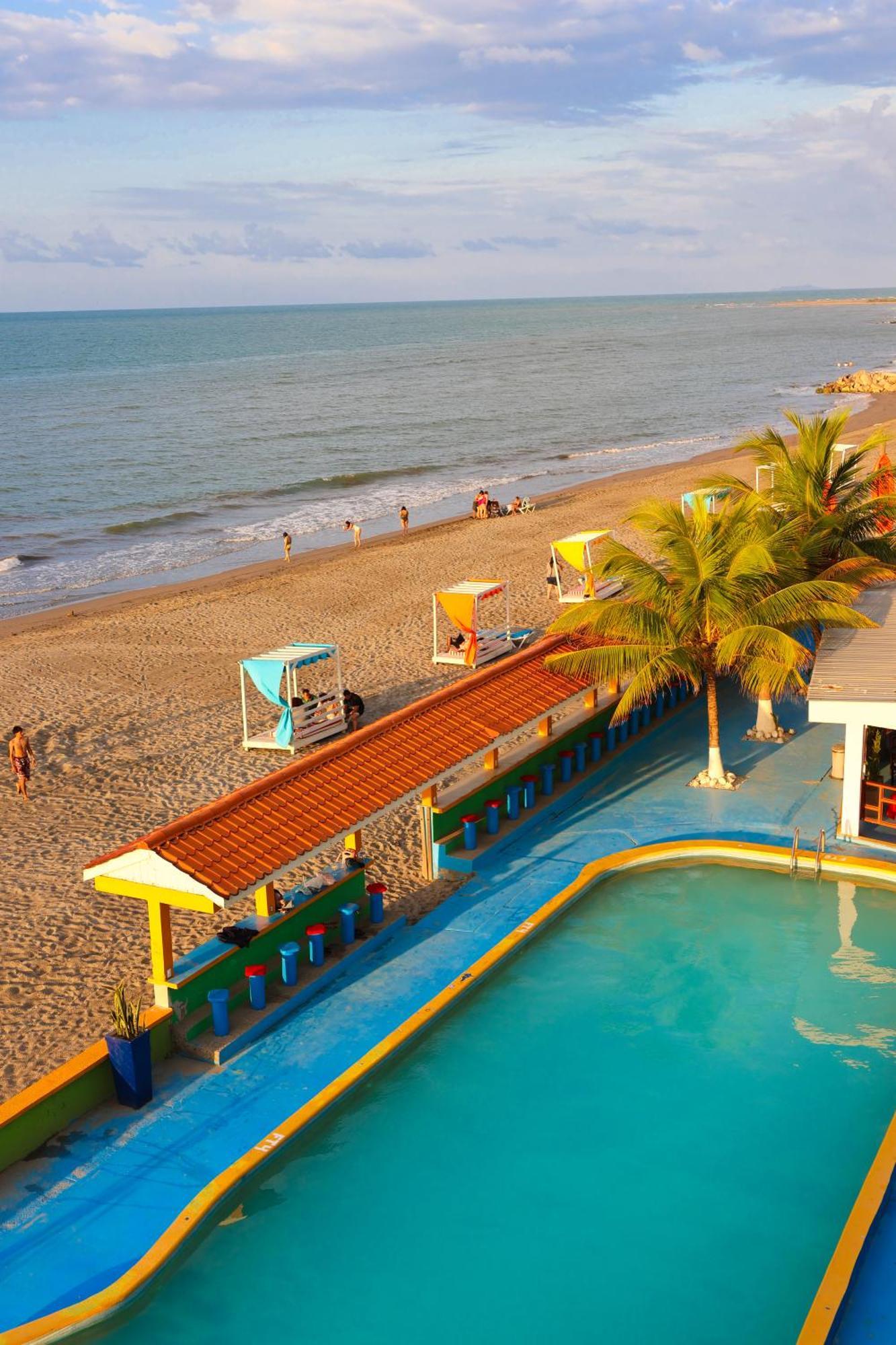 Hotel Partenon Beach La Ceiba Exterior photo