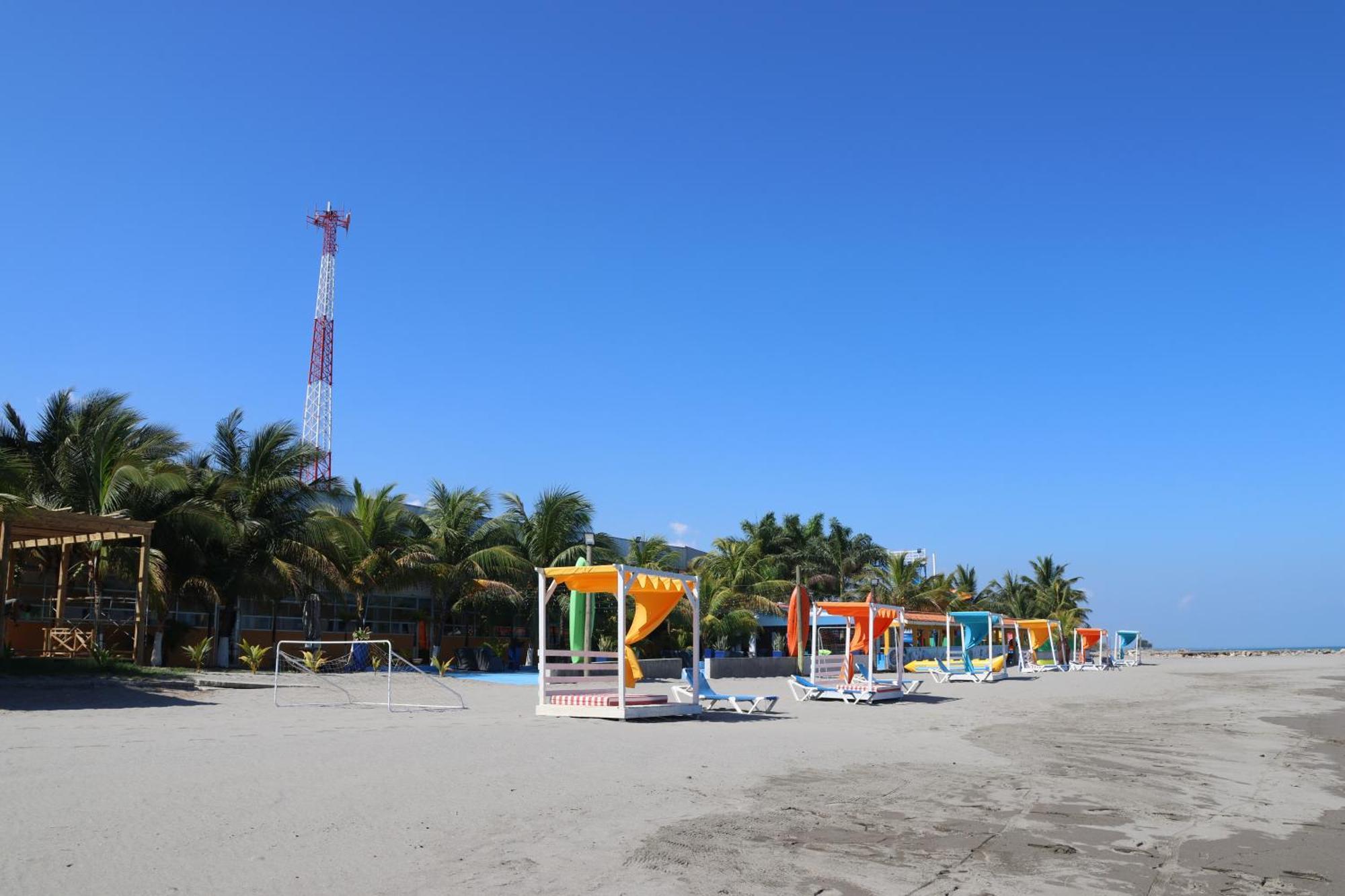 Hotel Partenon Beach La Ceiba Exterior photo