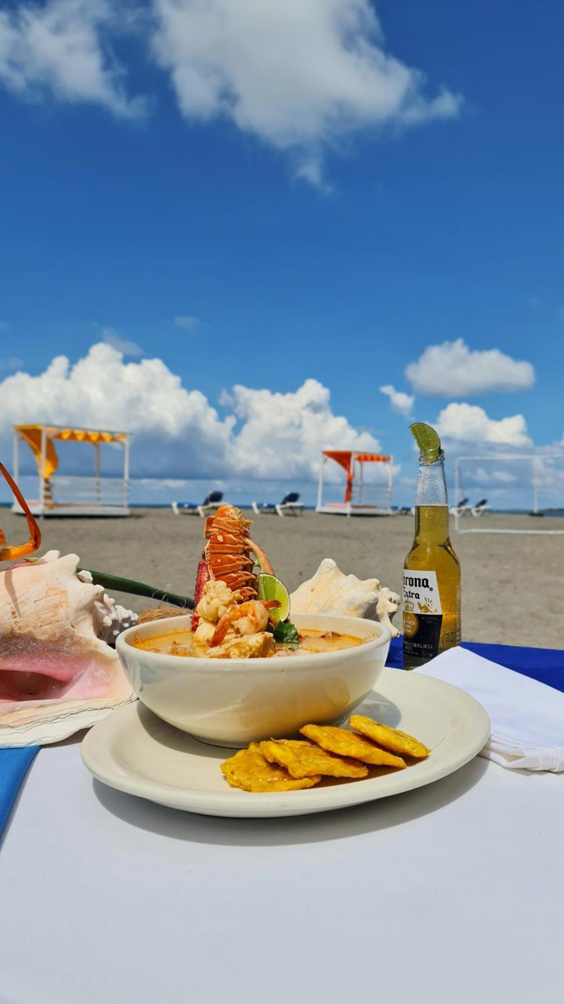 Hotel Partenon Beach La Ceiba Exterior photo